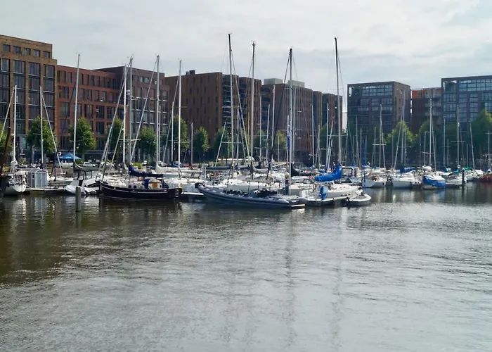 With A Few Bed & Breakfast Amsterdam