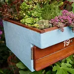 Bed & Breakfast With A Few 4*