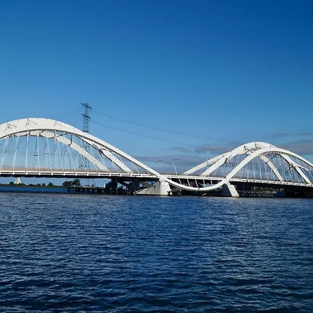 With A Few فندق مبيت وإفطار أمستردام