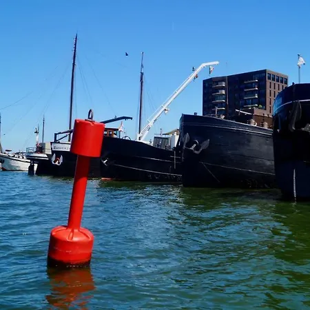 Room With A Few Amsterdam