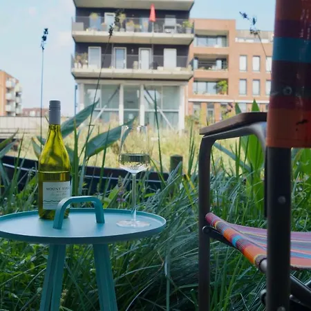 Room With A Few Bed & Breakfast Amsterdam