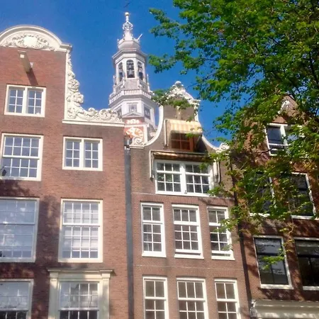 With A Few 2* Amsterdam