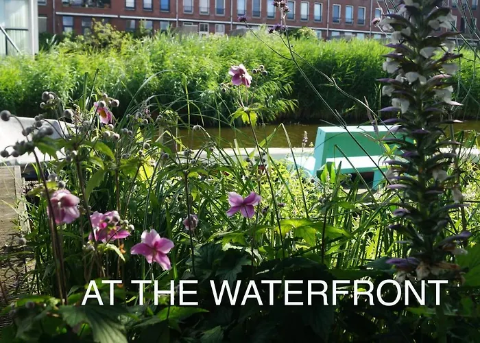 With A Few Alojamento de Acomodação e Pequeno-almoço